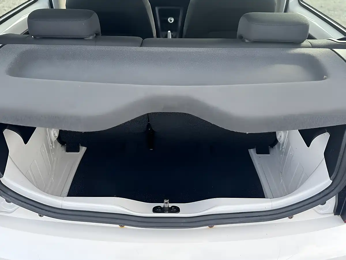 Used 2012 Skoda Citigo Elegance White - Interior and Exterior details 20