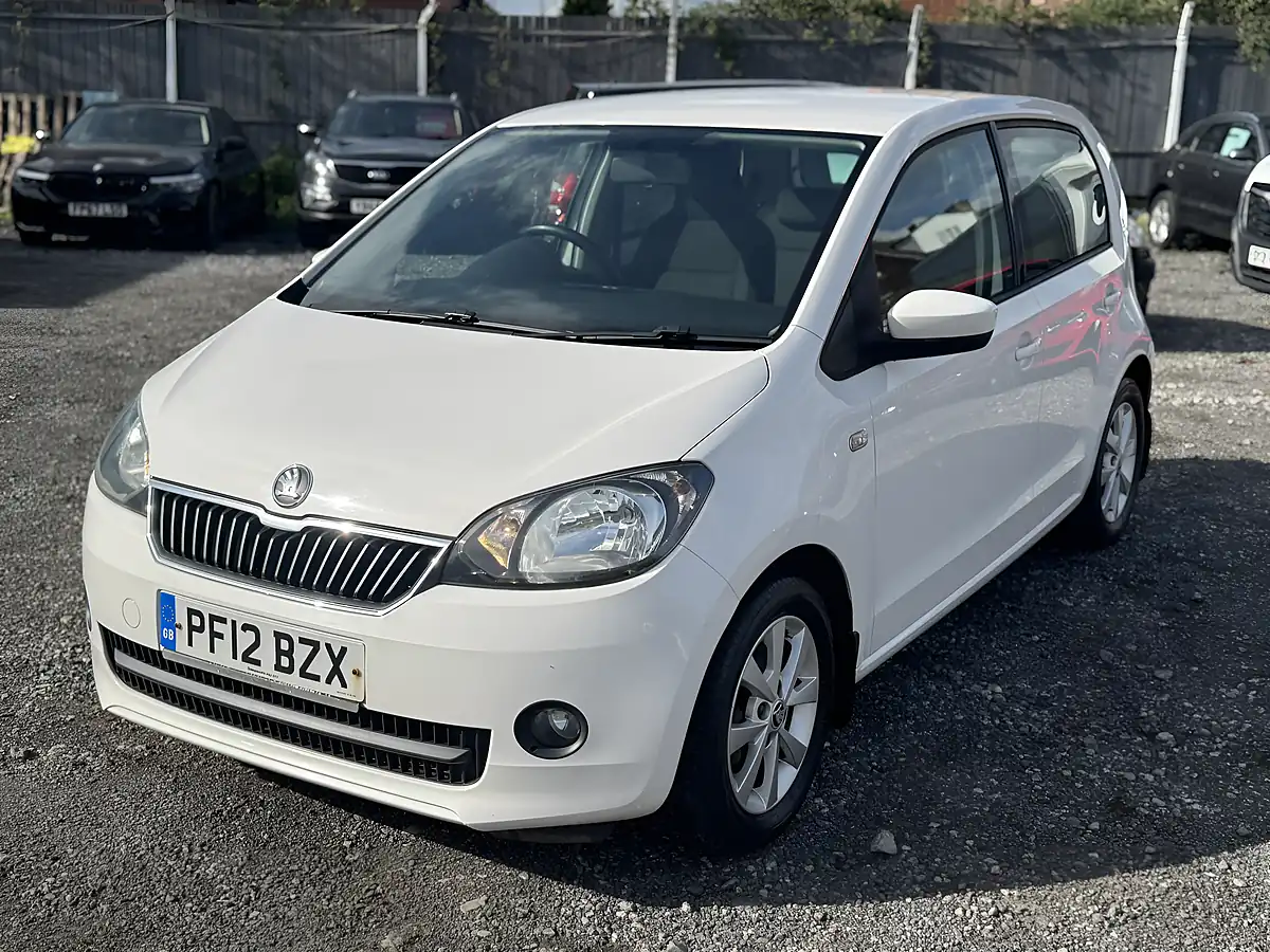 Used 2012 Skoda Citigo Elegance White - Interior and Exterior details 3