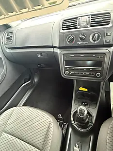 Used 2012 Skoda Fabia Greenline Ii Black - Interior and Exterior details 14