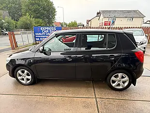 Used 2012 Skoda Fabia Greenline Ii Black - Interior and Exterior details 6