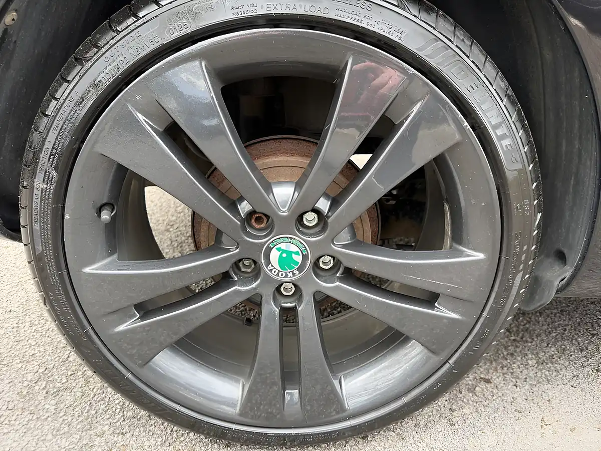Used 2012 Skoda Fabia Monte Carlo Black - Interior and Exterior details 13