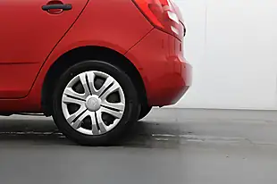 Used 2012 Skoda Fabia S Red - Interior and Exterior details 10