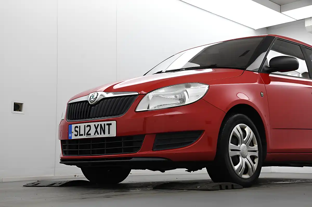 Used 2012 Skoda Fabia S Red - Interior and Exterior details 6