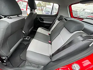 Used 2012 Skoda Fabia S Red - Interior and Exterior details 15