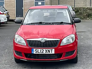 Used 2012 Skoda Fabia S Red - Interior and Exterior details 4