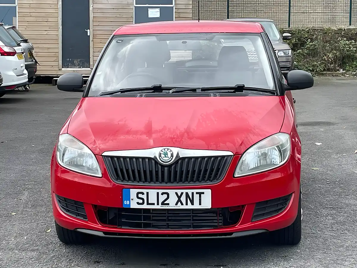 Used 2012 Skoda Fabia S Red - Interior and Exterior details 4