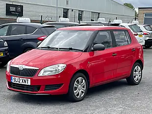 Used 2012 Skoda Fabia S Red - Interior and Exterior details 5