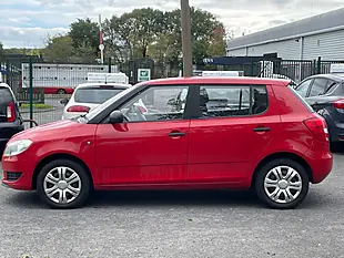 Used 2012 Skoda Fabia S Red - Interior and Exterior details 6