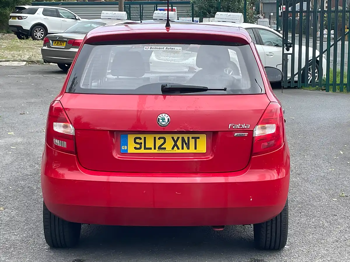 Used 2012 Skoda Fabia S Red - Interior and Exterior details 8