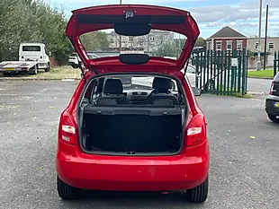 Used 2012 Skoda Fabia S Red - Interior and Exterior details 9