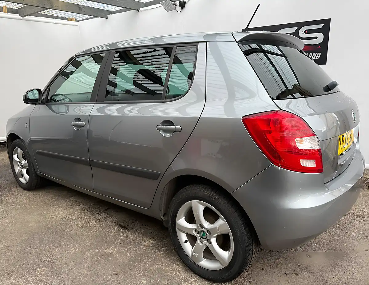 Used 2012 Skoda Fabia Se Plus Grey - Interior and Exterior details 3