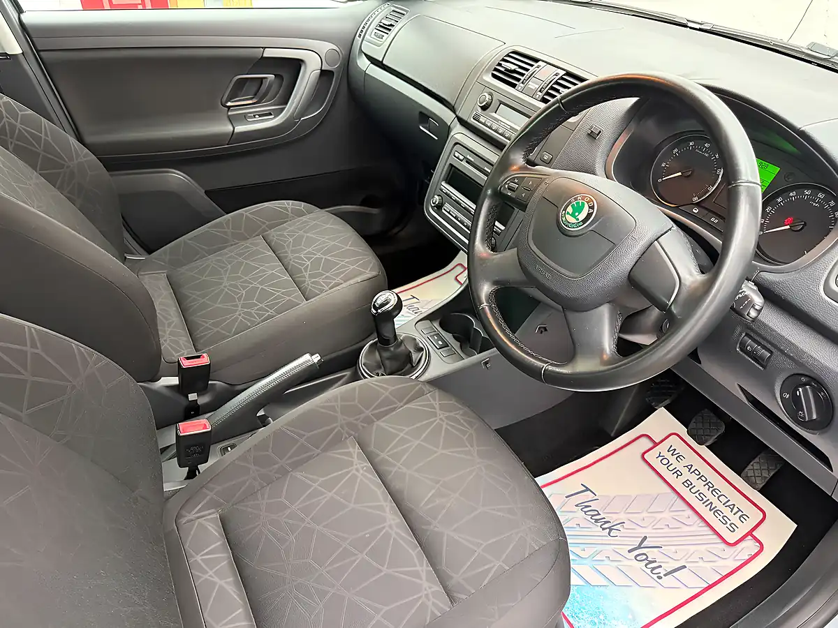 Used 2012 Skoda Fabia Se Plus Grey - Interior and Exterior details 4