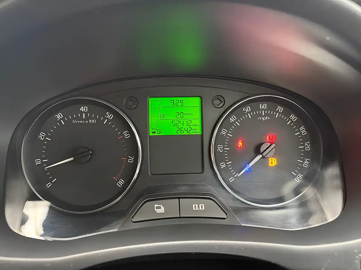 Used 2012 Skoda Fabia Se Plus Grey - Interior and Exterior details 7