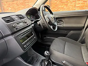 Used 2012 Skoda Fabia Se Plus White - Interior and Exterior details 15