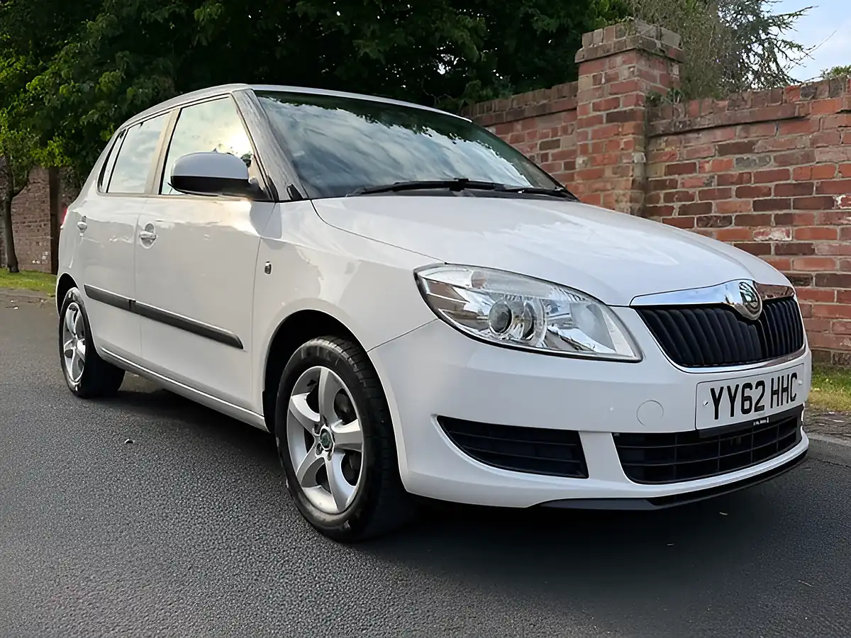 Used 2012 Skoda Fabia Se Plus White - Interior and Exterior details 2