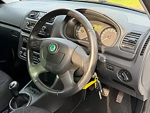Used 2012 Skoda Fabia Se Plus White - Interior and Exterior details 6