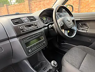 Used 2012 Skoda Fabia Se Plus White - Interior and Exterior details 9