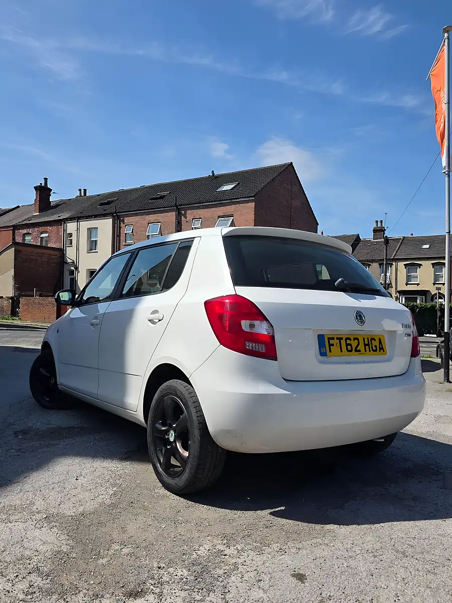 Used 2012 Skoda Fabia Se White - Interior and Exterior details 5