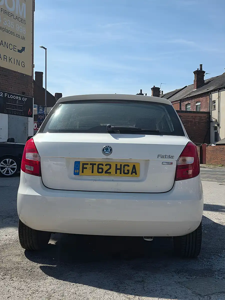 Used 2012 Skoda Fabia Se White - Interior and Exterior details 6