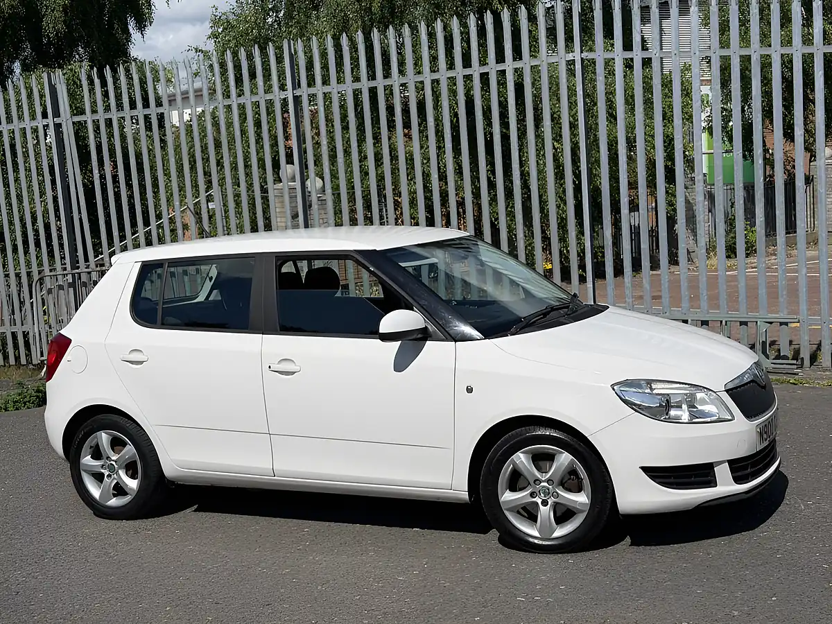 Used 2012 Skoda Fabia Se White - Interior and Exterior details 2