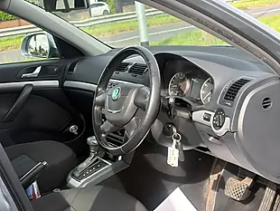 Used 2012 Skoda Octavia Elegance Grey - Interior and Exterior details 12