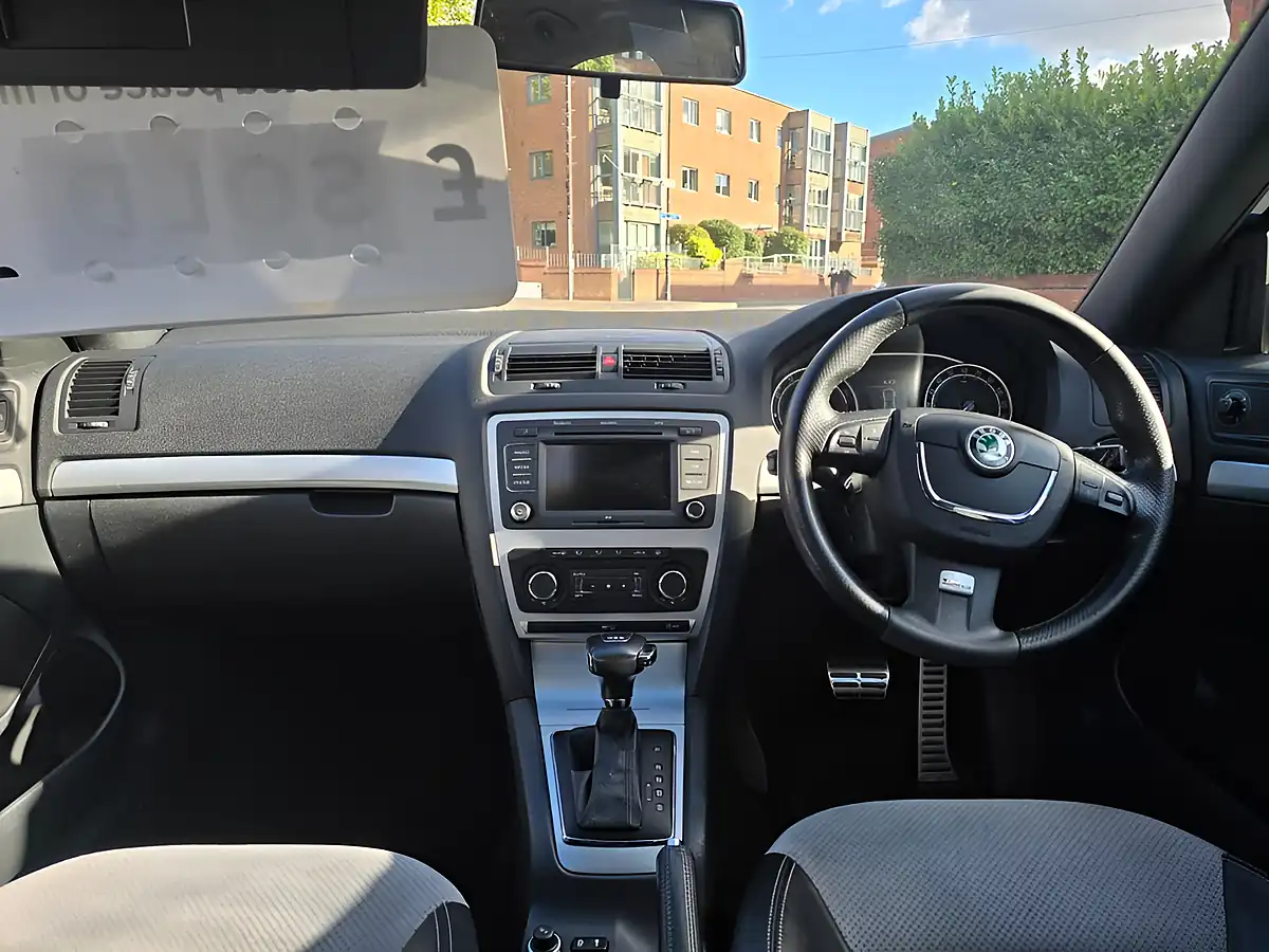 Used 2012 Skoda Octavia VRS Blue - Interior and Exterior details 13