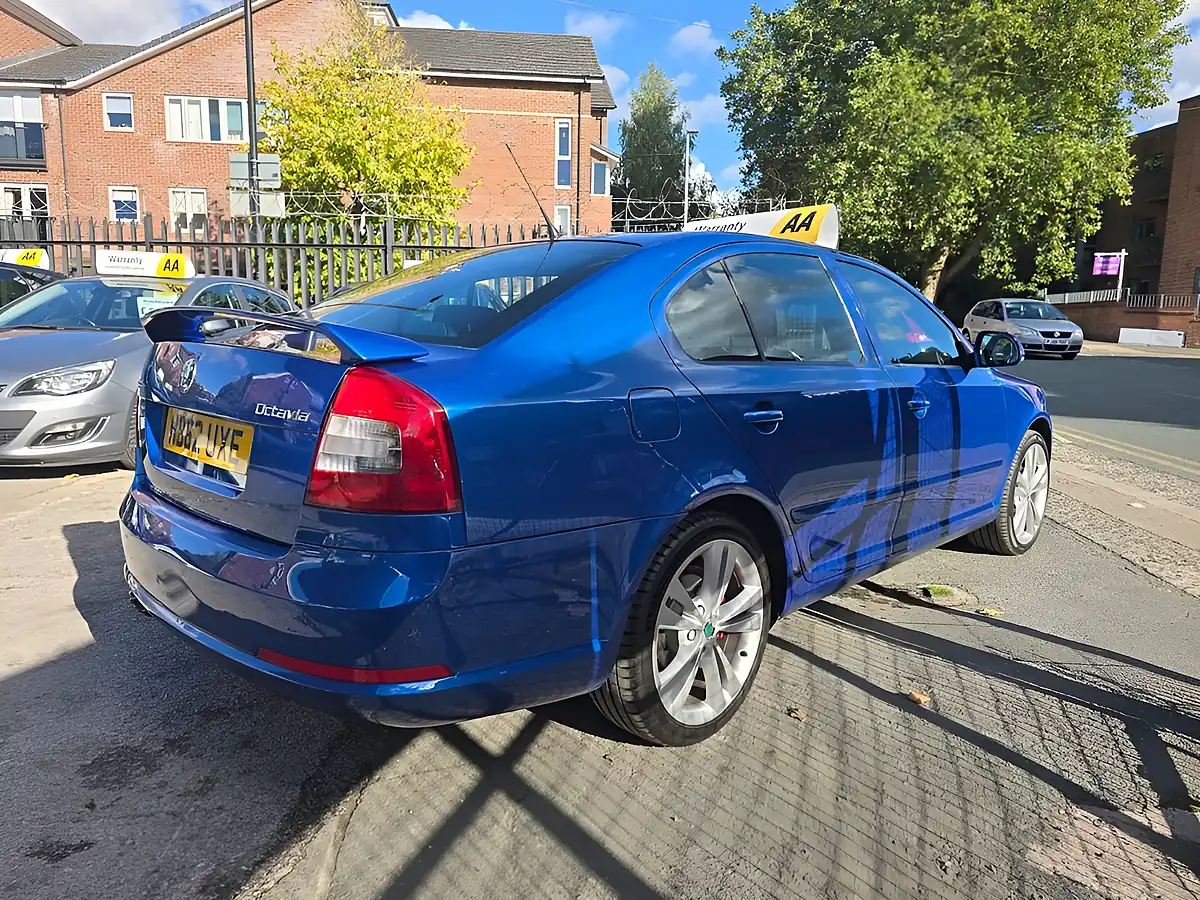 Used 2012 Skoda Octavia VRS Blue - Interior and Exterior details 9