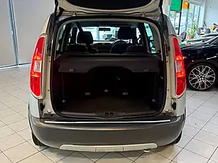 Used 2012 Skoda Roomster Scout Silver - Interior and Exterior details 11