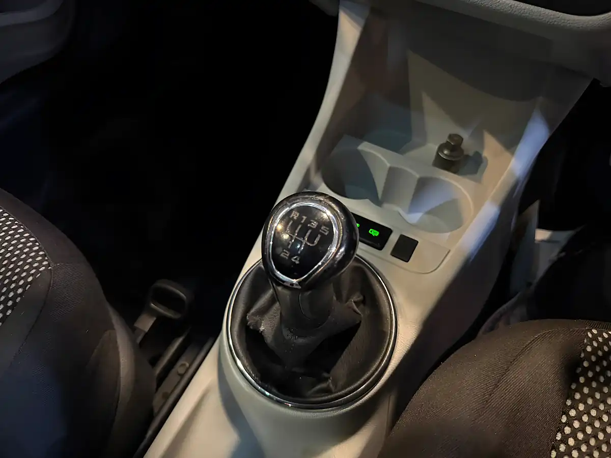 Used 2012 Skoda Roomster Scout Silver - Interior and Exterior details 18
