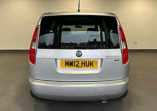 Used 2012 Skoda Roomster Se Silver - Interior and Exterior details 4