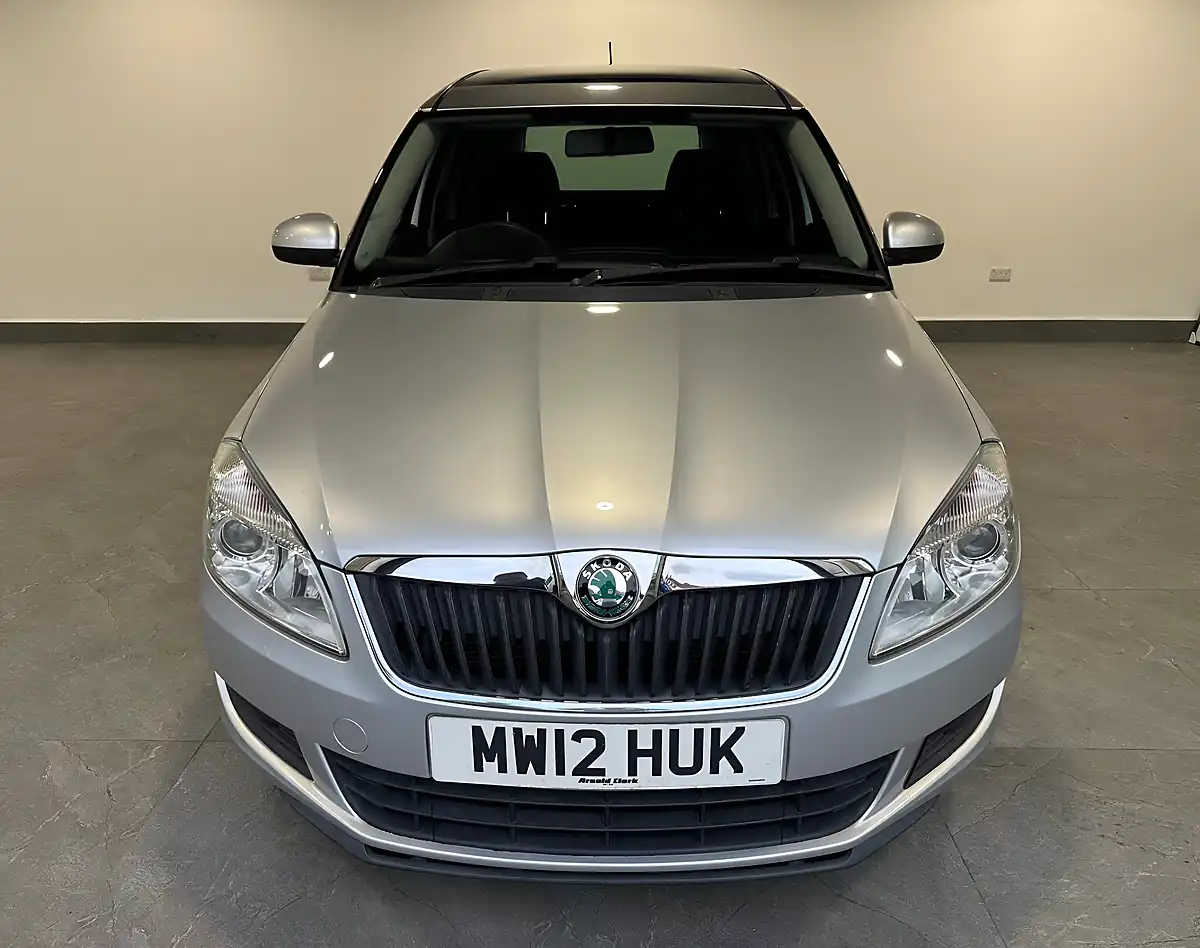 Used 2012 Skoda Roomster Se Silver - Interior and Exterior details 8