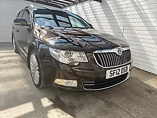 Used 2012 Skoda Superb Laurin & Klement Brown - Interior and Exterior details 6