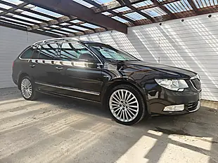 Used 2012 Skoda Superb Laurin & Klement Brown - Interior and Exterior details 8