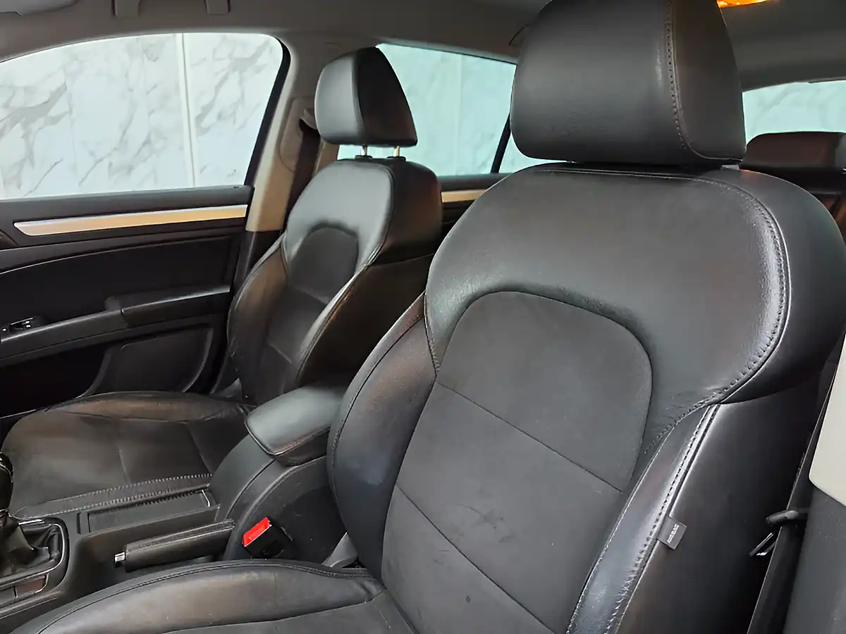 Used 2012 Skoda Superb Se Plus Purple - Interior and Exterior details 15