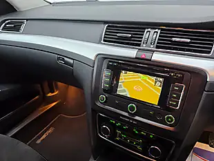 Used 2012 Skoda Superb Se Plus Purple - Interior and Exterior details 17