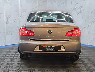 Used 2012 Skoda Superb Se Plus Purple - Interior and Exterior details 6