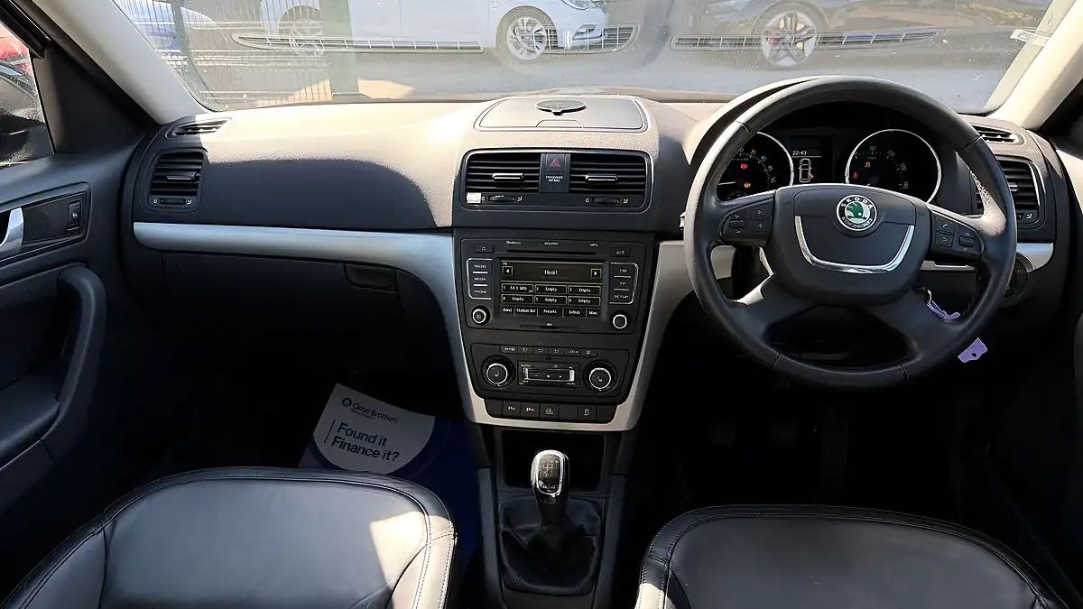 Used 2012 Skoda Yeti Elegance Black - Interior and Exterior details 10