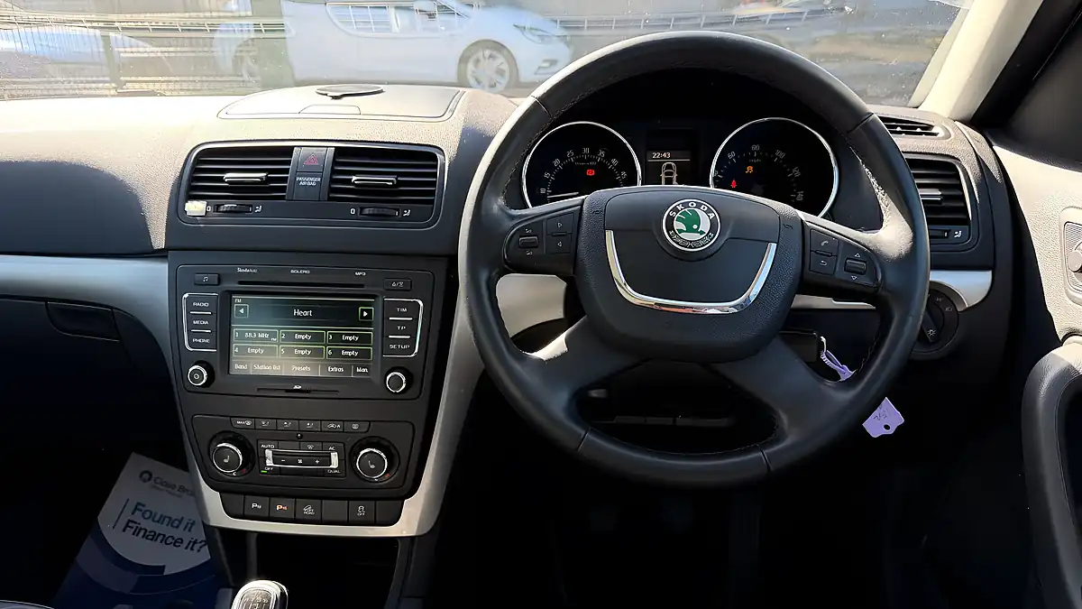 Used 2012 Skoda Yeti Elegance Black - Interior and Exterior details 11