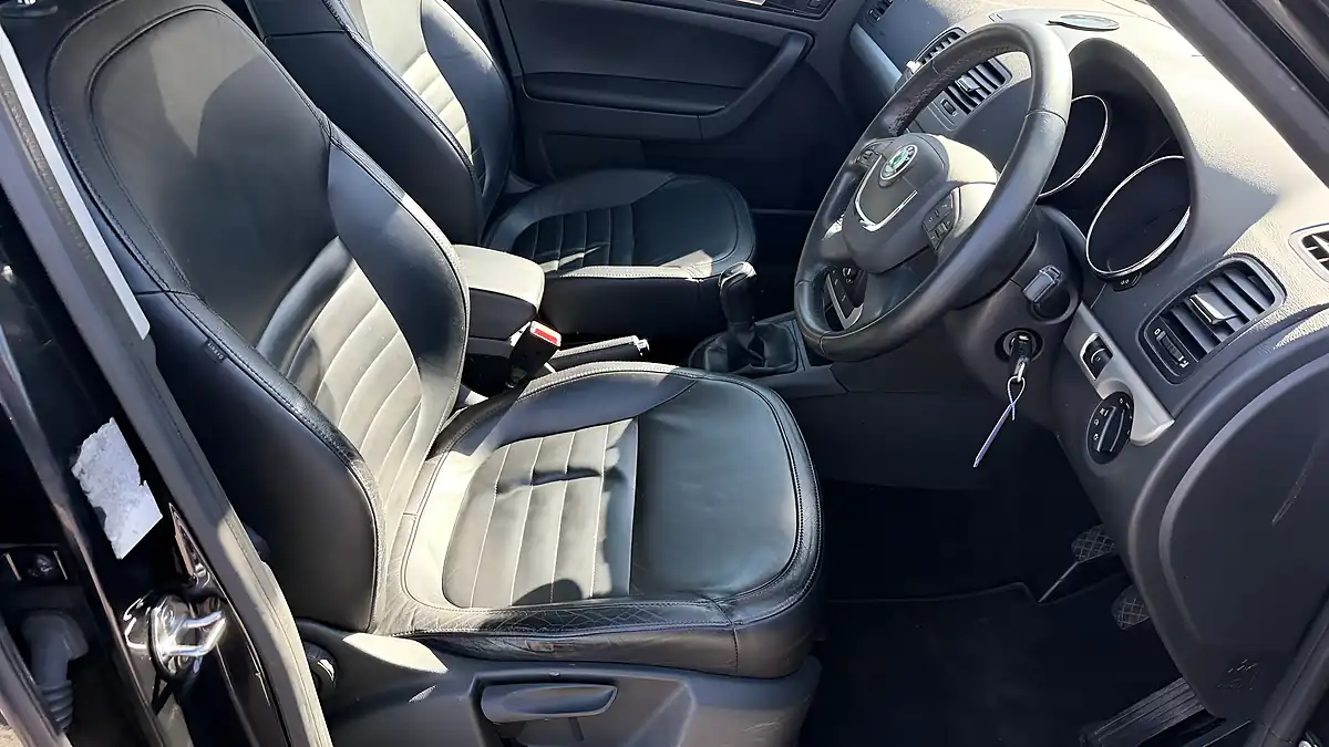 Used 2012 Skoda Yeti Elegance Black - Interior and Exterior details 13