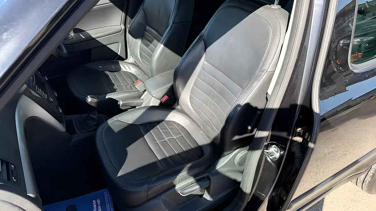 Used 2012 Skoda Yeti Elegance Black - Interior and Exterior details 16