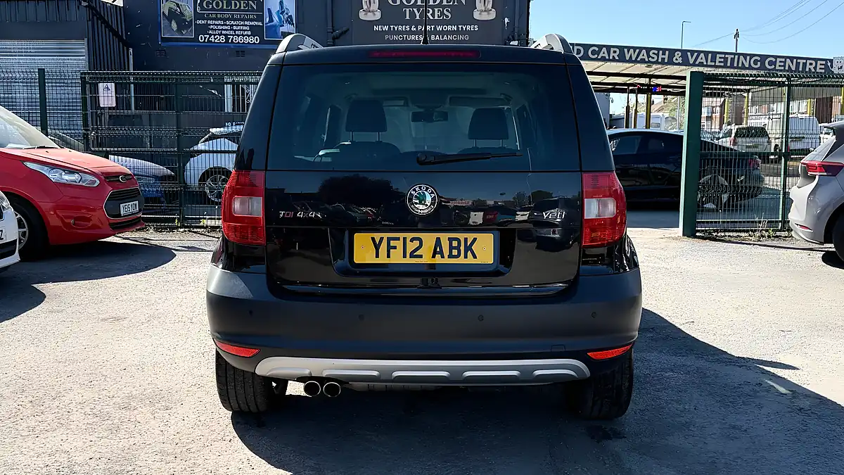 Used 2012 Skoda Yeti Elegance Black - Interior and Exterior details 5