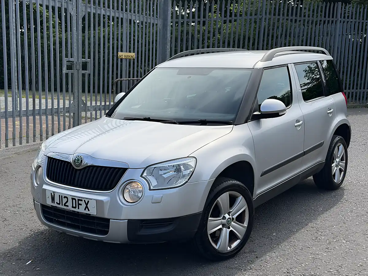 Used 2012 Skoda Yeti Se Silver - Front View
