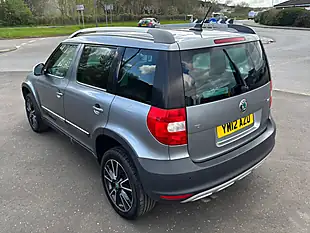 Used 2012 Skoda Yeti Urban Grey - Interior and Exterior details 5
