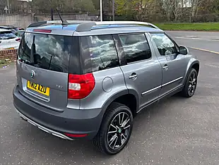Used 2012 Skoda Yeti Urban Grey - Interior and Exterior details 6