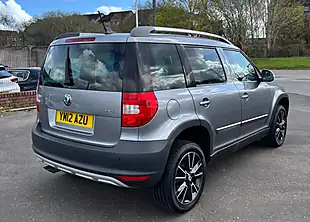 Used 2012 Skoda Yeti Urban Grey - Interior and Exterior details 8