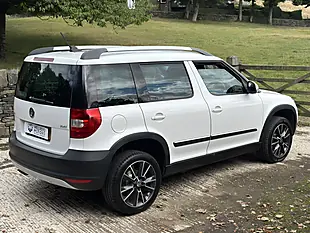 Used 2012 Skoda Yeti Urban White - Interior and Exterior details 14