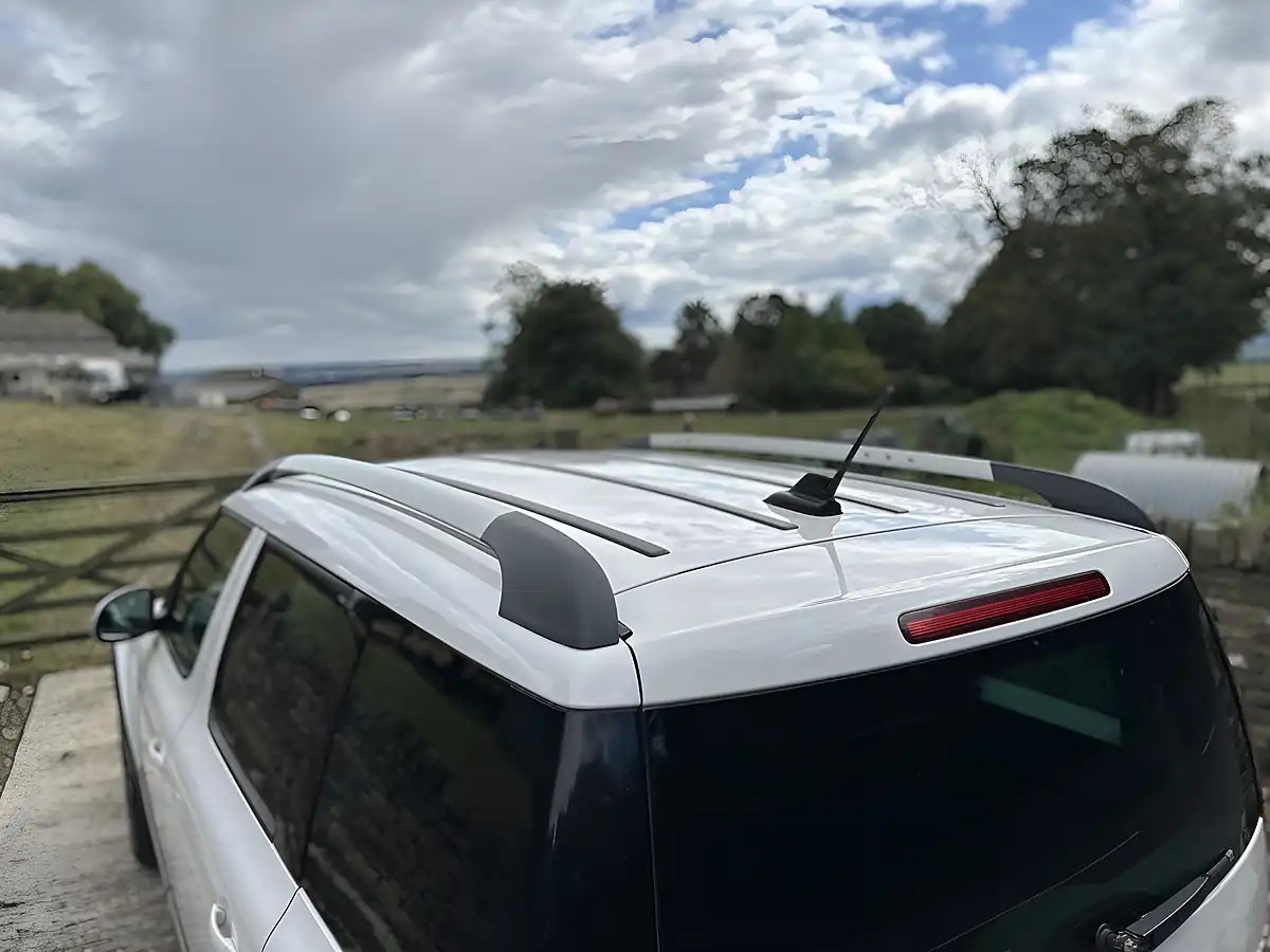 Used 2012 Skoda Yeti Urban White - Interior and Exterior details 17