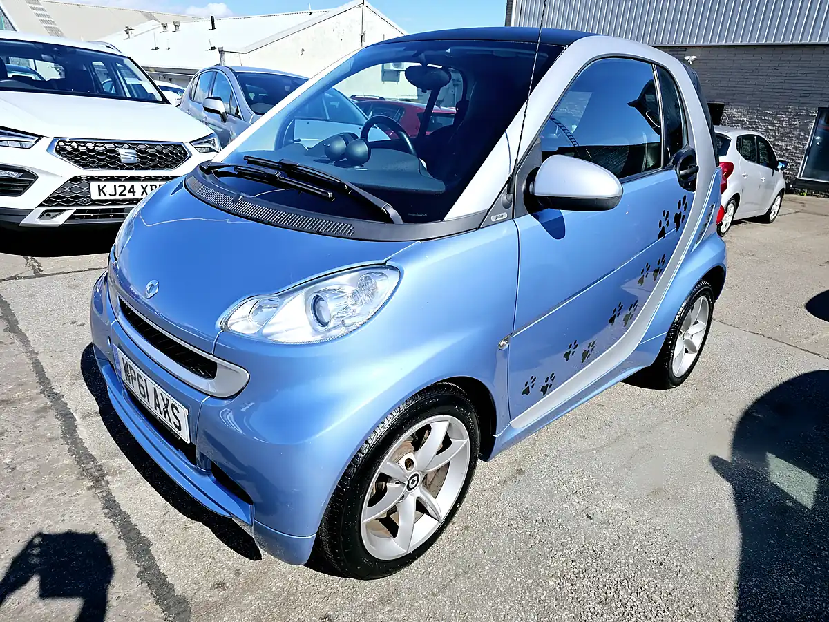 Used 2012 Smart Fortwo Pulse - Interior and Exterior details 2