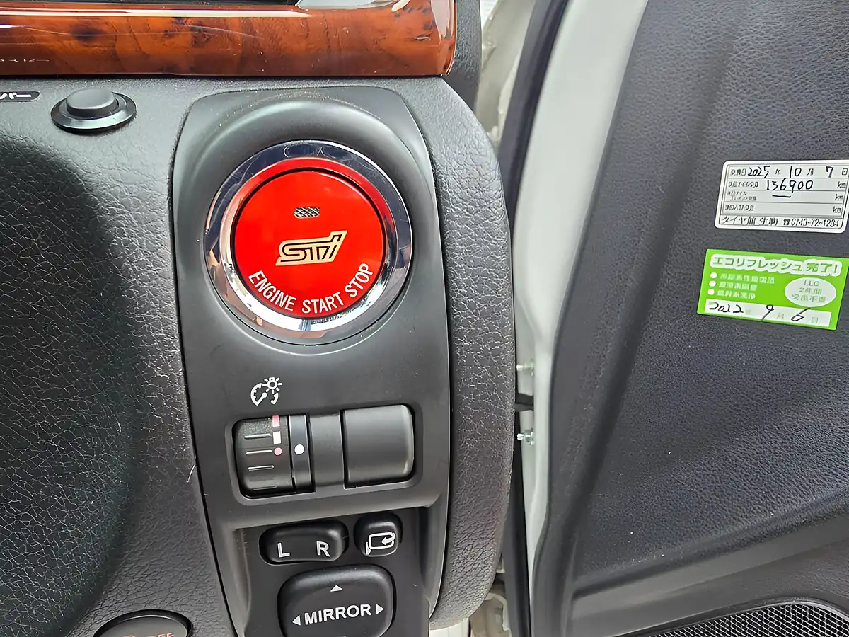 Used 2012 Subaru Impreza Ts White - Interior and Exterior details 9