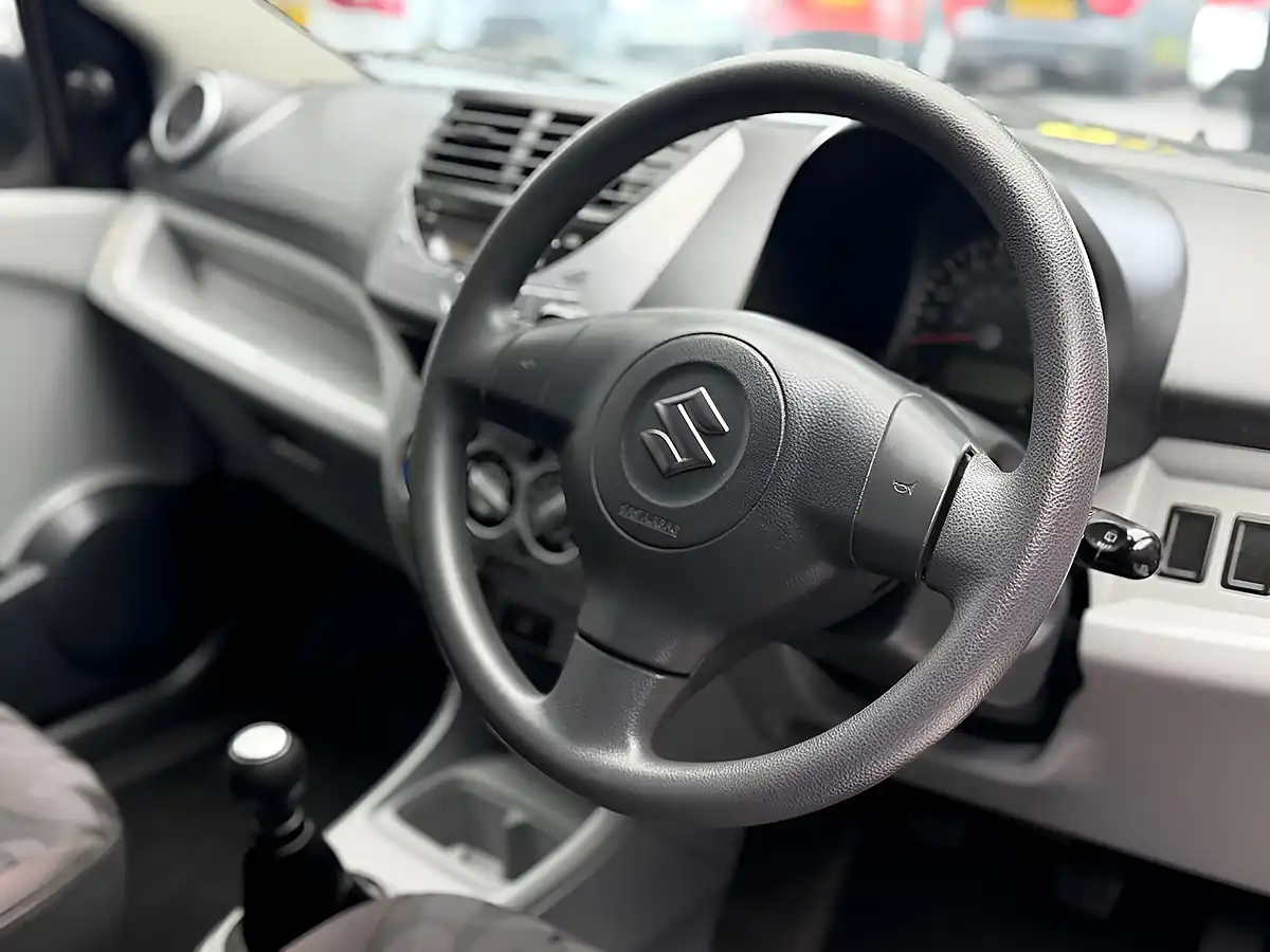 Used 2012 Suzuki Alto SZ3 Brown - Interior and Exterior details 9